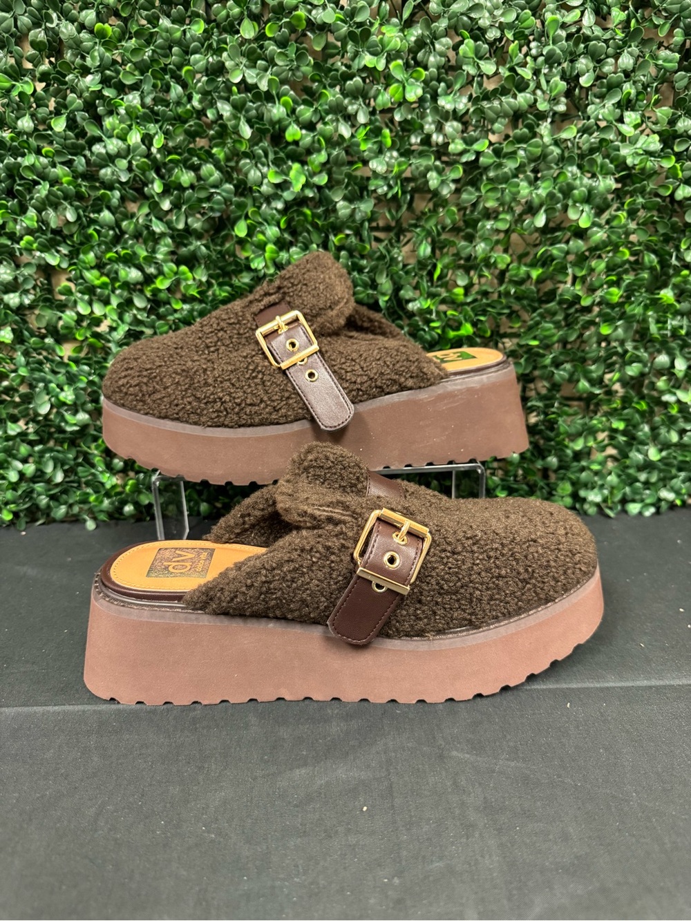 DV By Dolce Vita Cozy Buckle Platform Clogs - W8